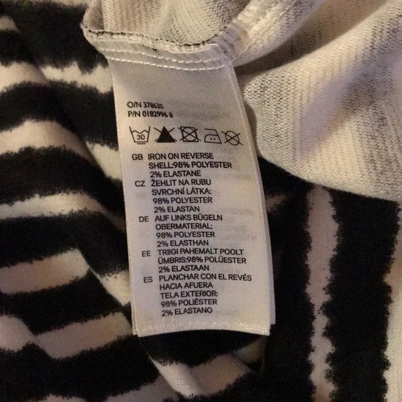 H&M black and white a line dress - Picture 5 of 5